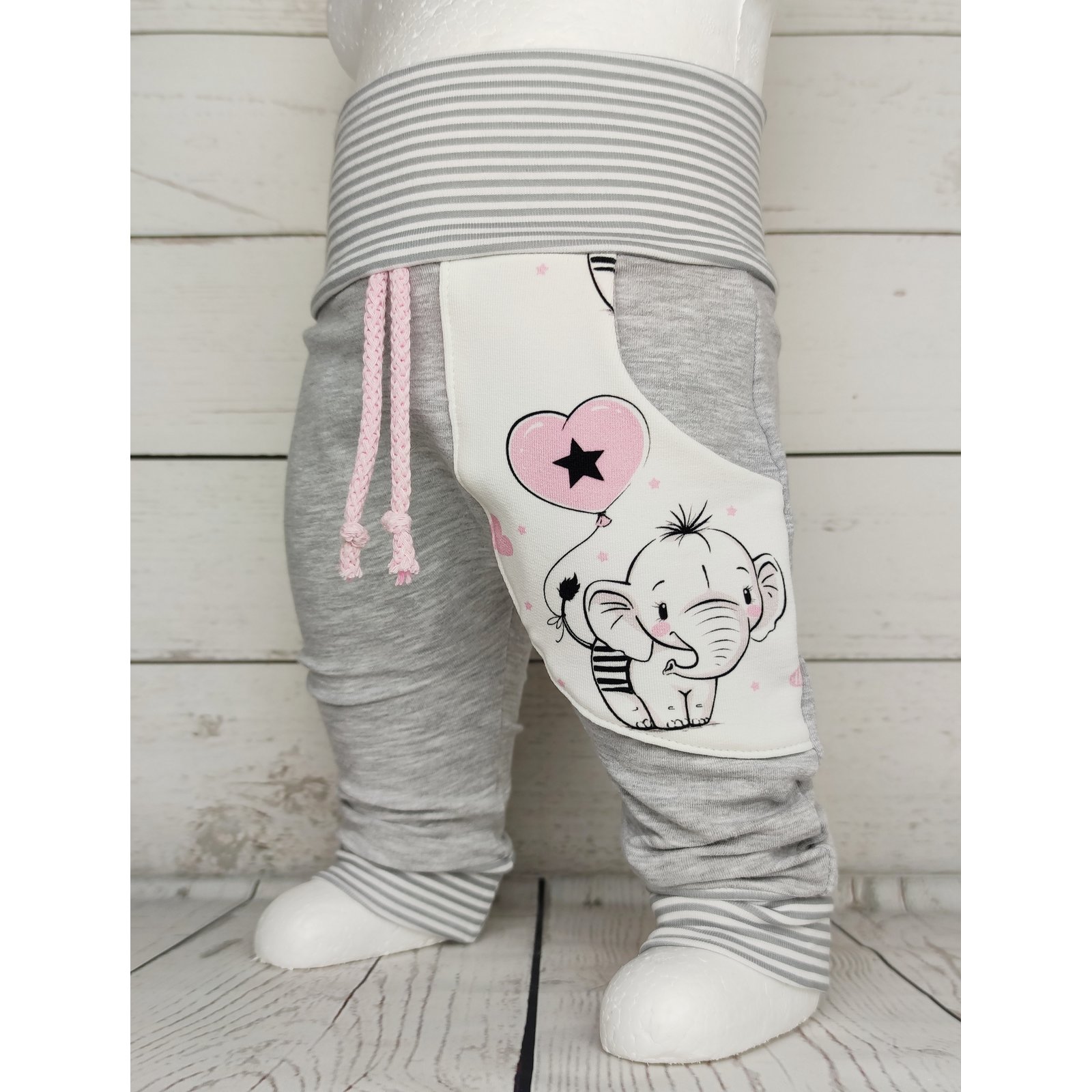 Baby Pumphose mit Tasche Elefanten Grau Rosa handmade Puschel-Design 