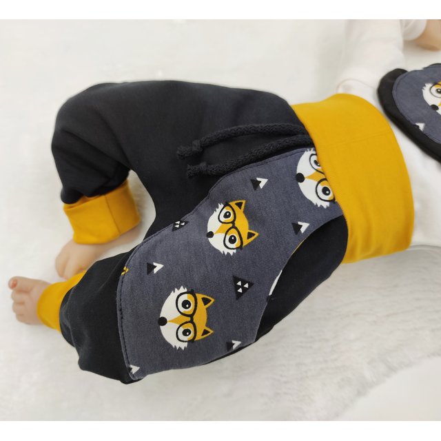 Baby Pumphose mit Tasche Fuchs schwarz senf